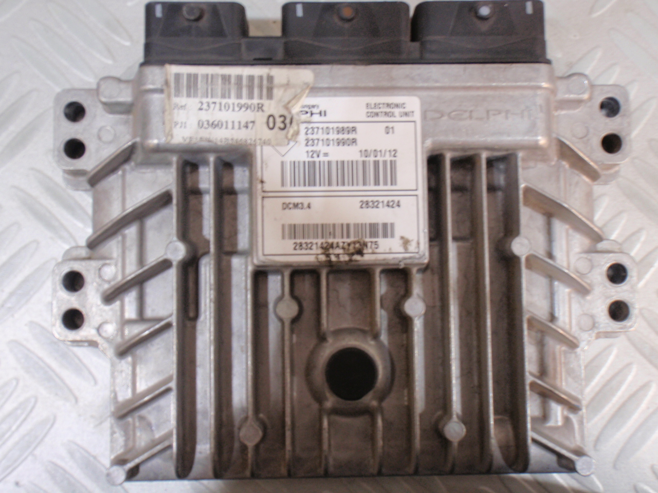 237101989R, ECU Renault Clio III 1.5DCI, DCM3.4