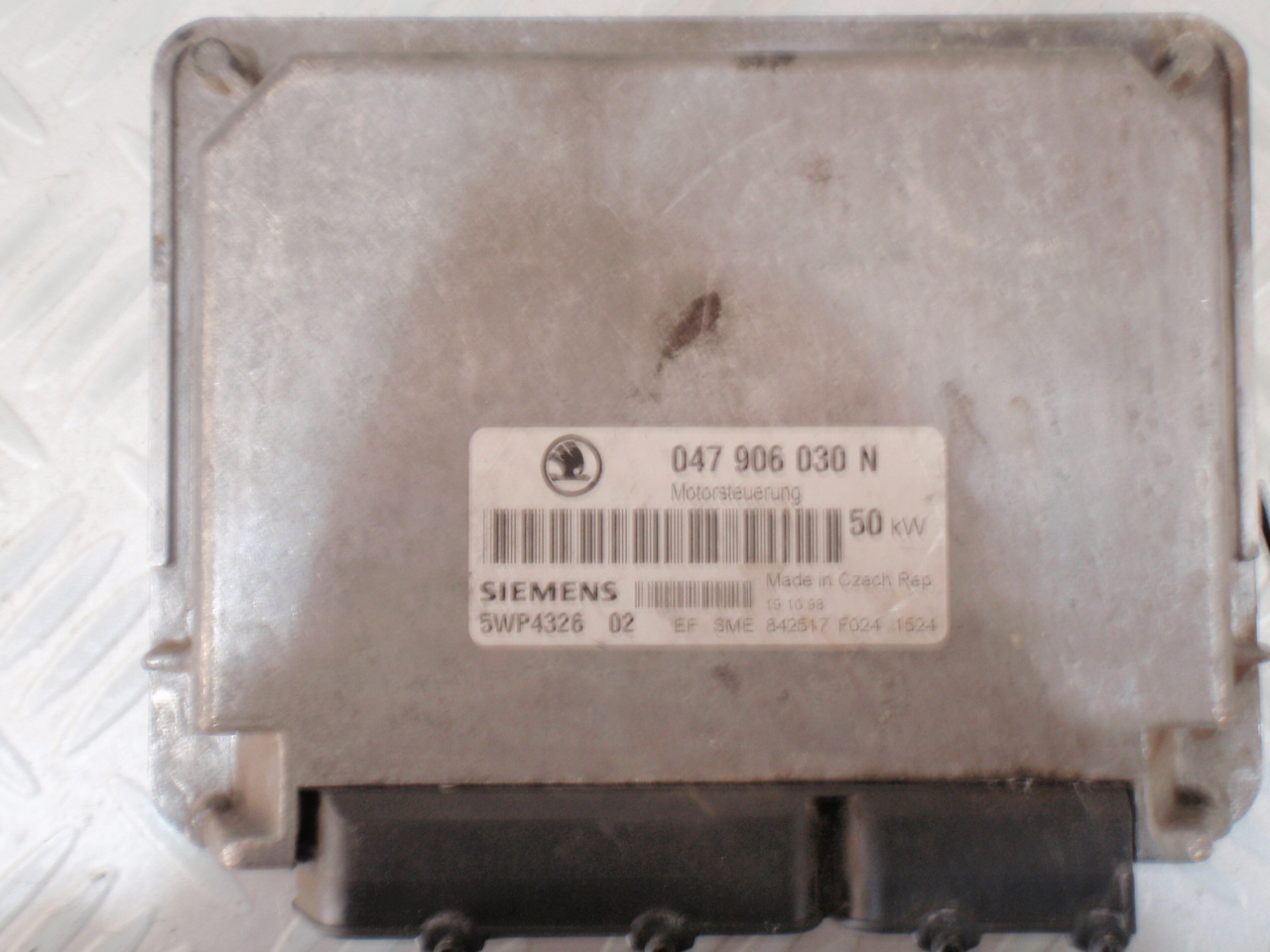 047906030N, ECU Skoda Felicia 1.3g, 5WP4326